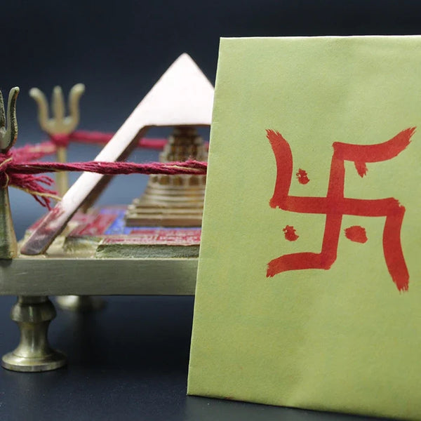 Golden Vastu Dosh Nivaran Pyramid Yantra