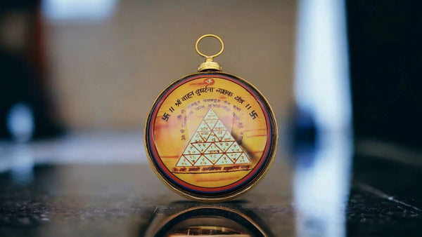 Vahan Durghatna Nashak Hanging Yantra